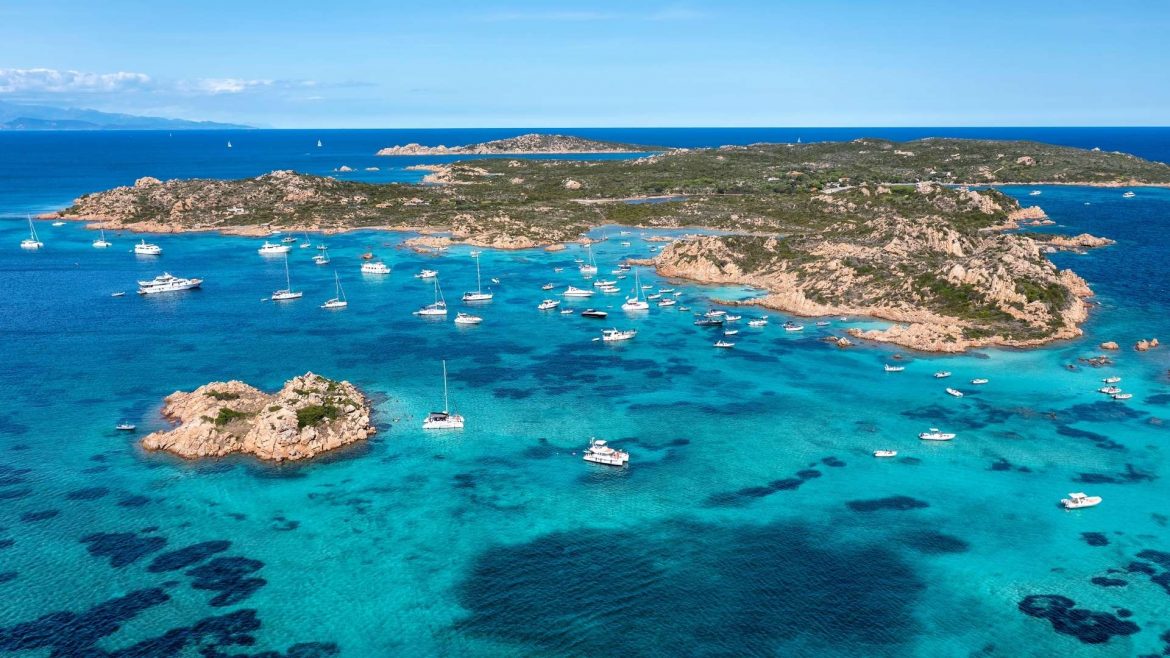 Voyager en Sardaigne en août : vivre l’île au cœur de l’été