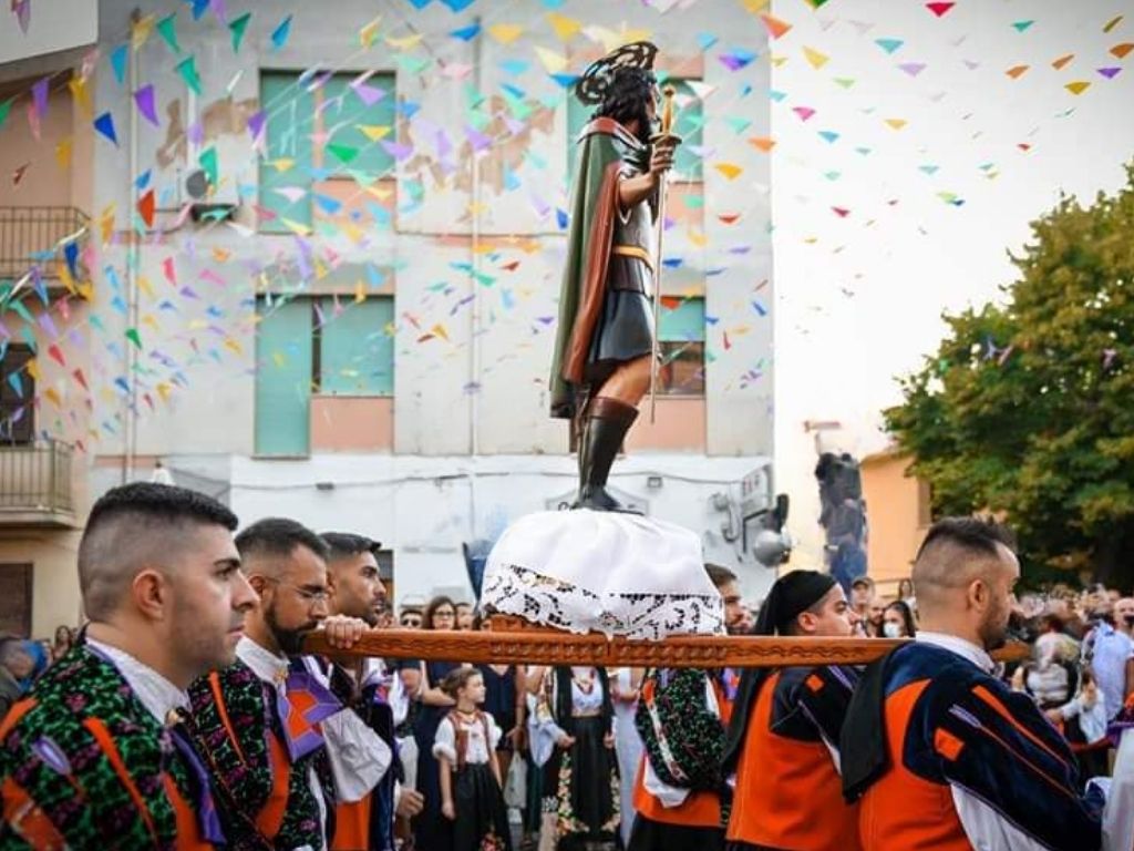 Procession de Pâque à OLIENA
